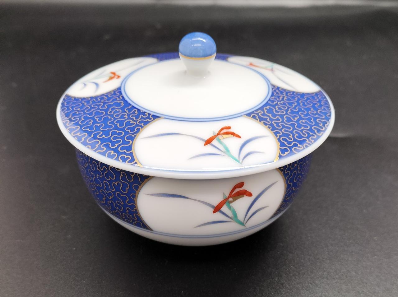 口径約8.5cm
高さ約5cm