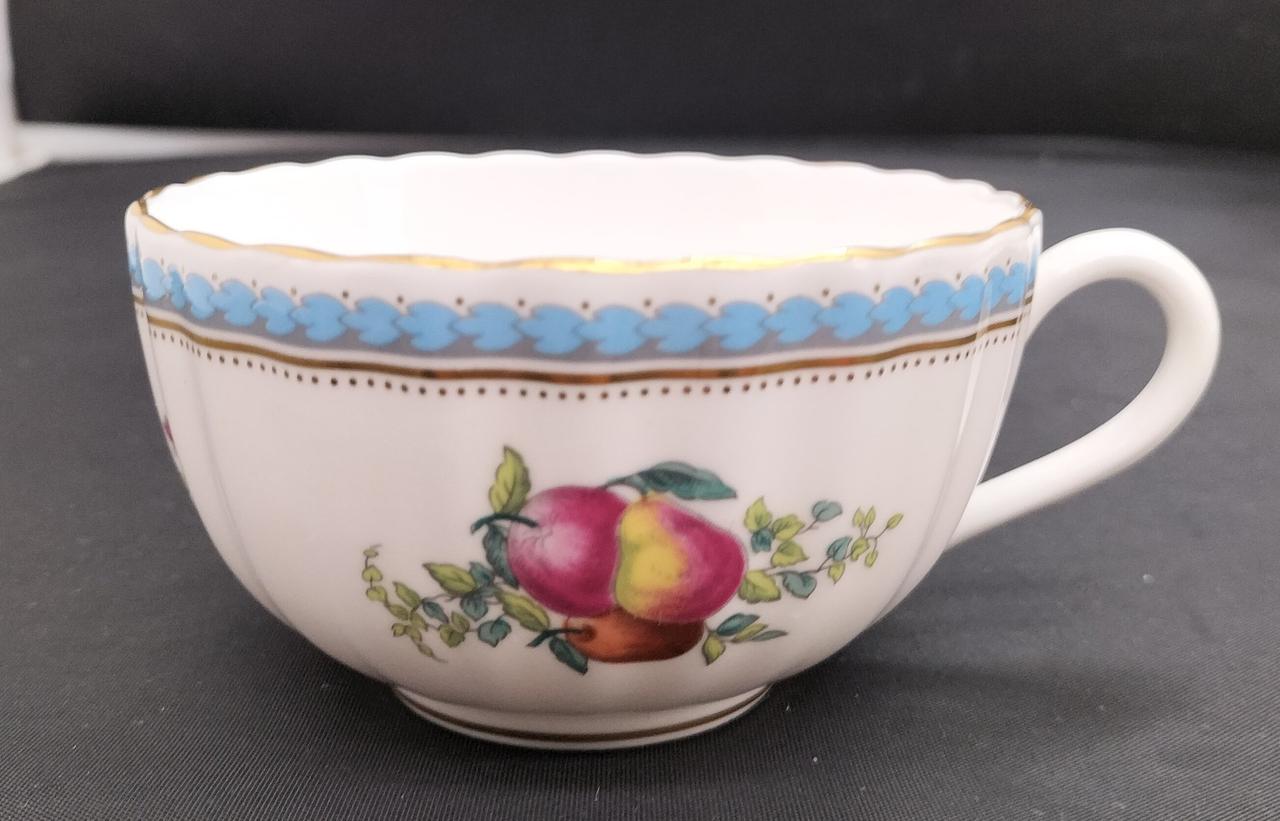 口径約9.5cm
高さ約5.2cm