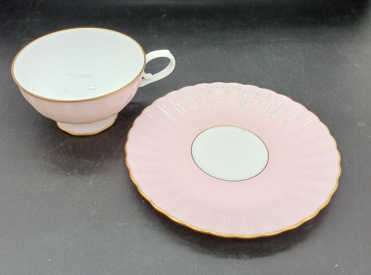 ソーサー直径約15.5cm