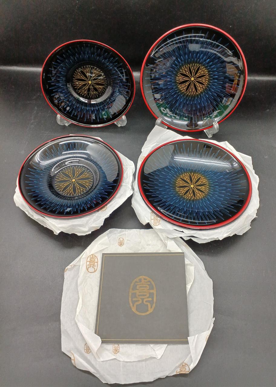 セット内容
箱や付属品はございません。