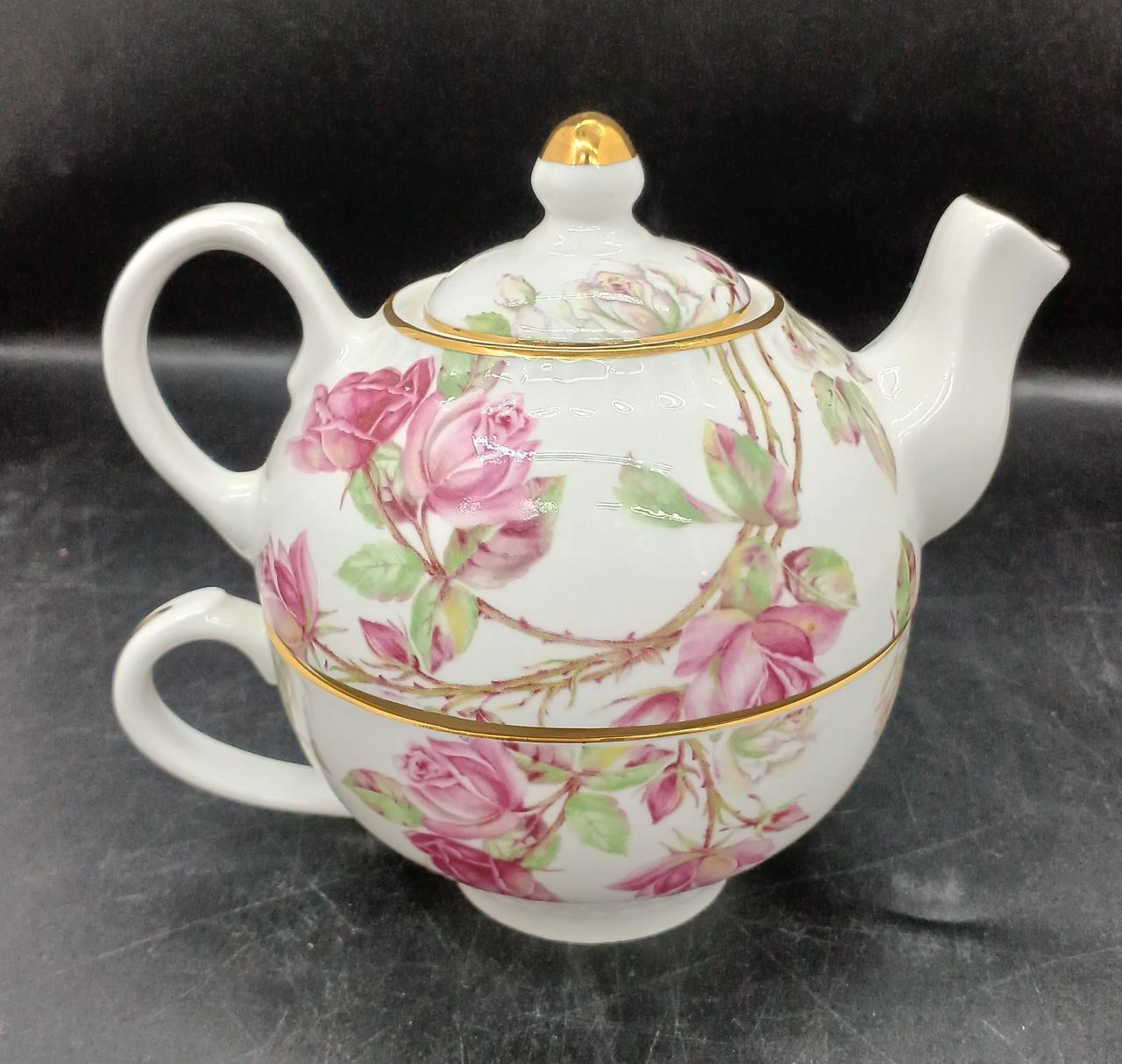 ソーサーは付いていません。