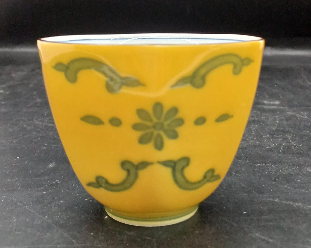 口径約7cm
高さ約6cm