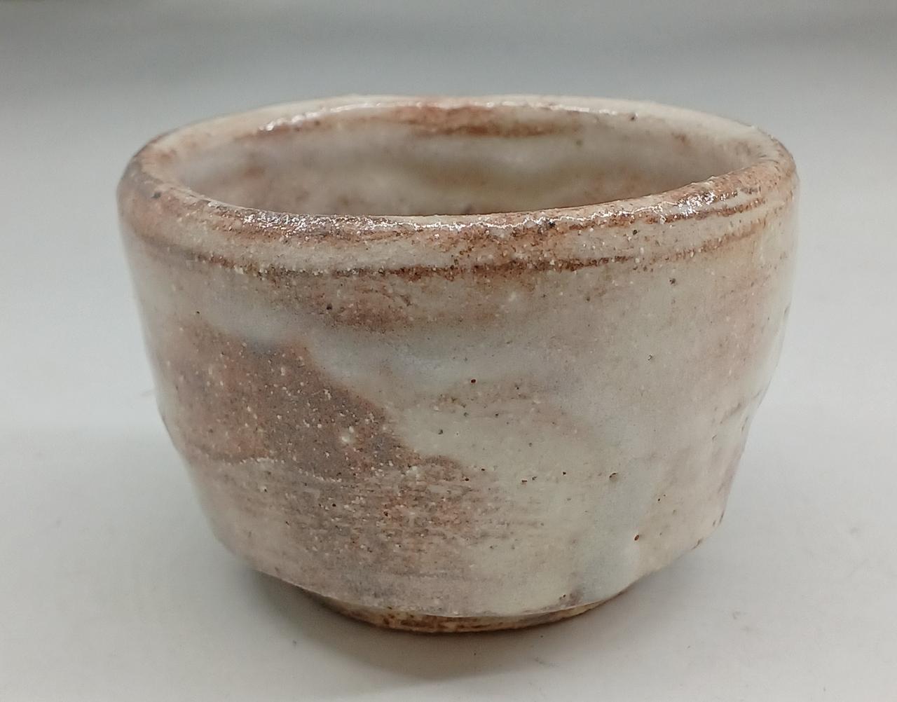 口径約6.5cm
高さ約4.5cm