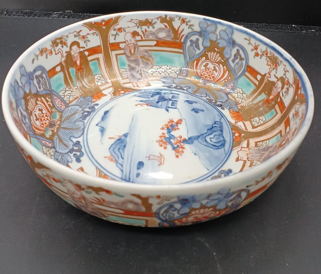 小
直径約7cm
高さ約5.5cm