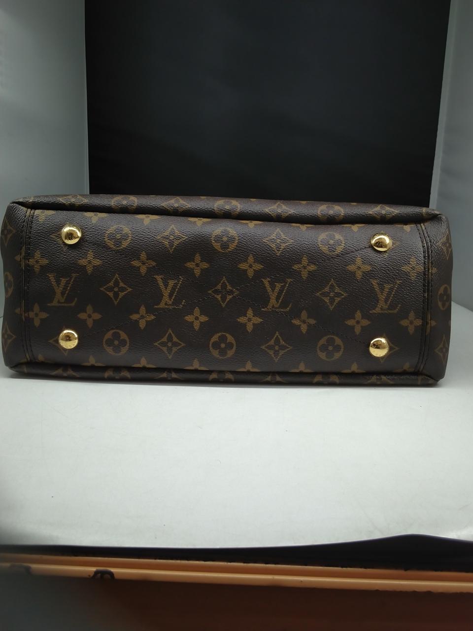 底鋲も状態良好です