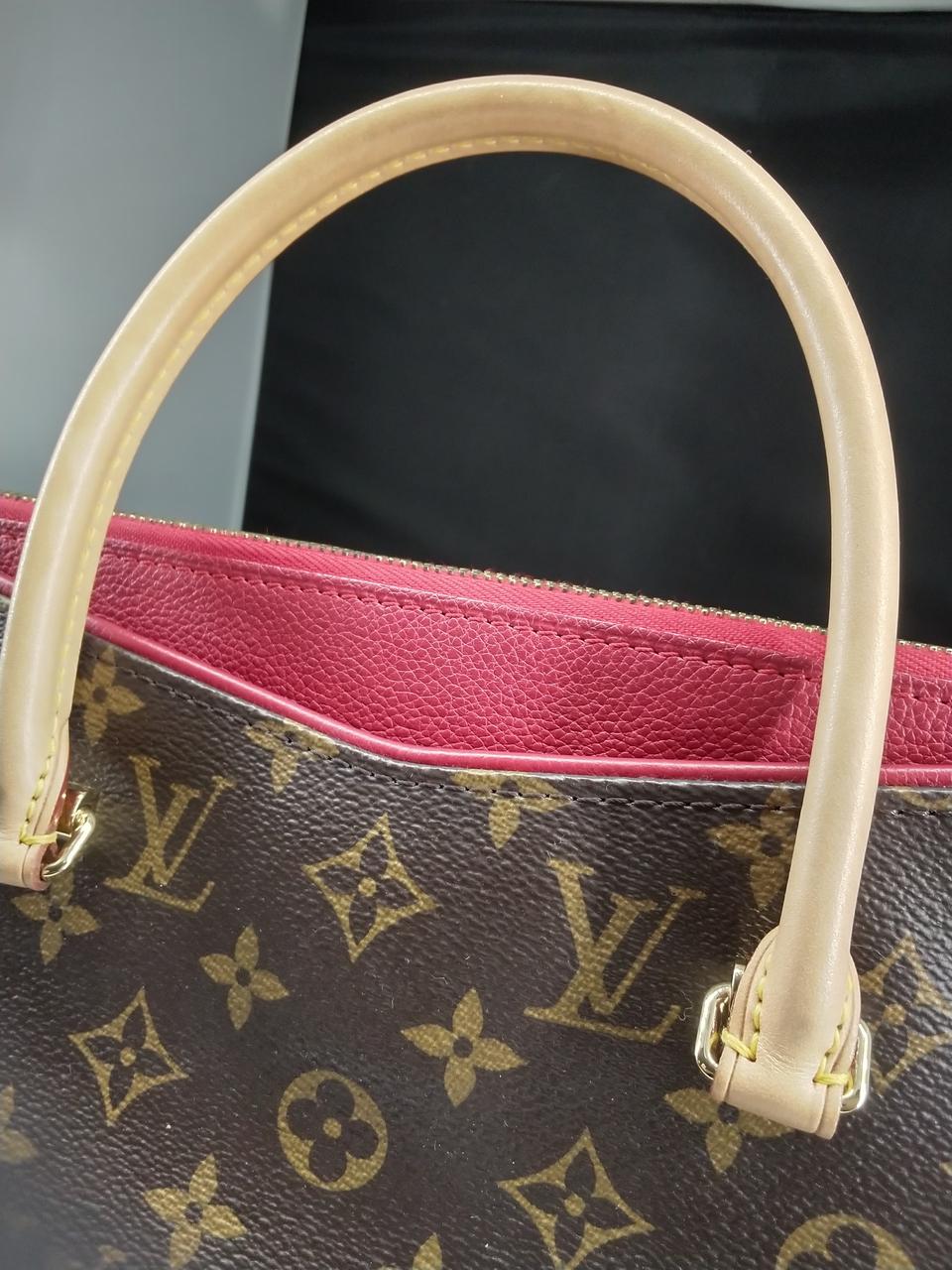 ハンドル部若干のしみ変色あり