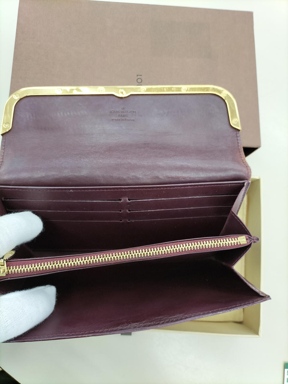 ヴェルニ　ポルトフォイユ　ロスモアΩ 