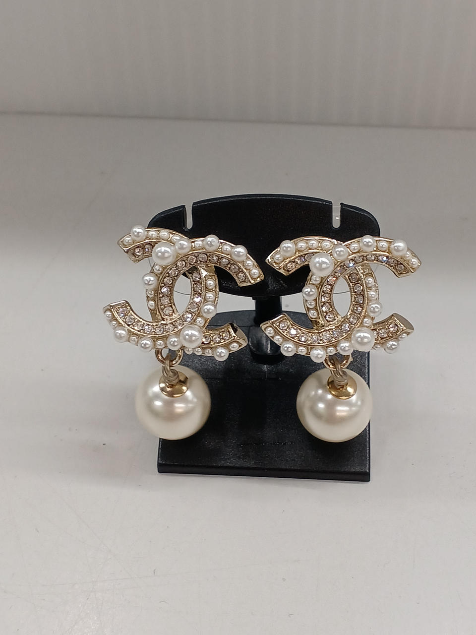 ココマーク　
パール調のピアス