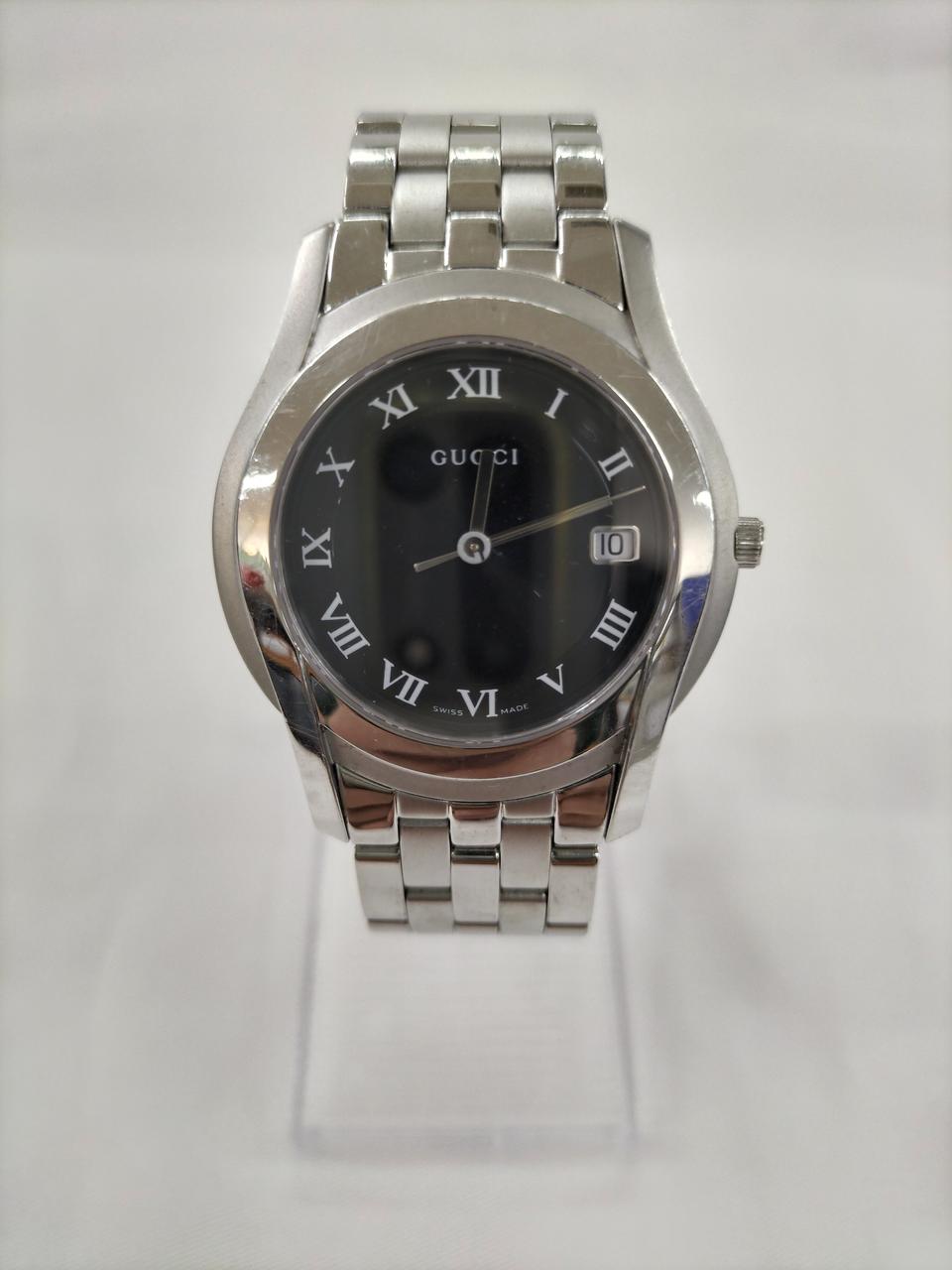 台座は付属しません。