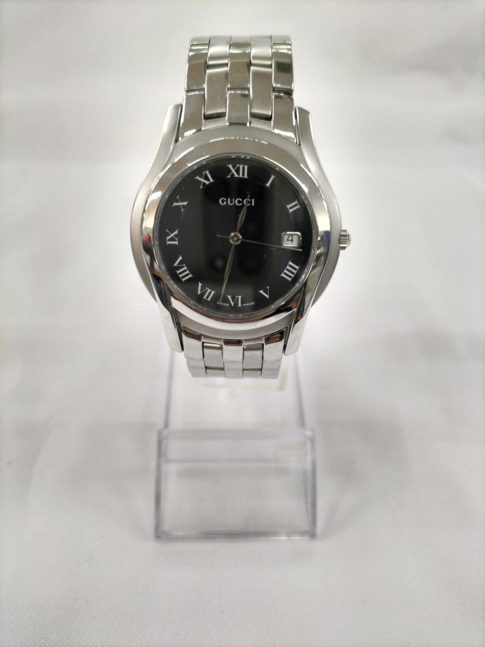 台座は付属しません。