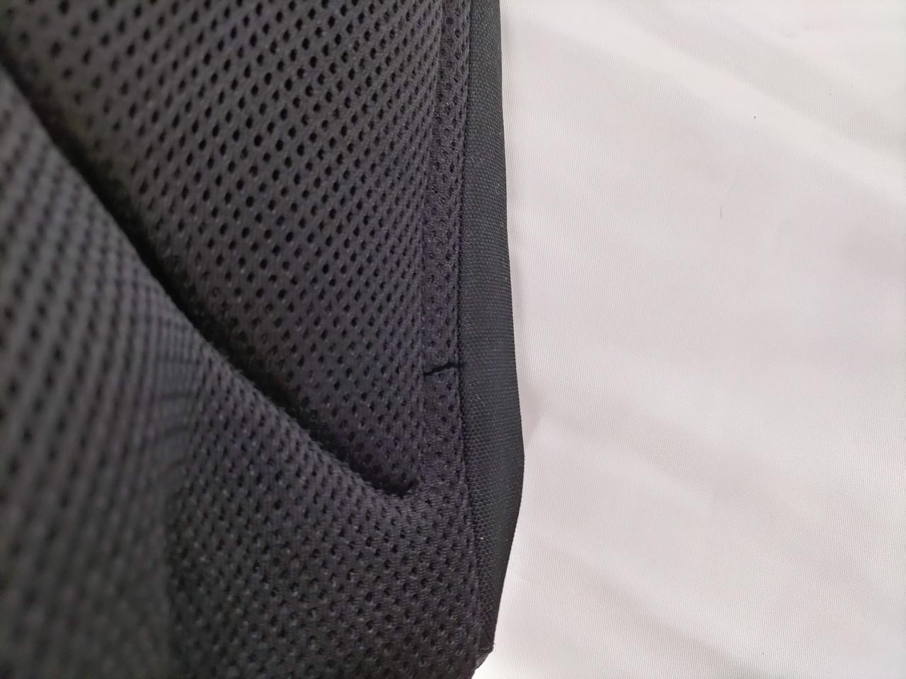 ほつれあります。