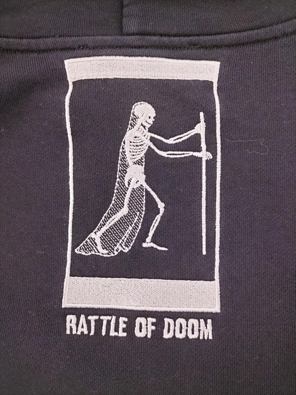 背中のフード部分にプリントあります