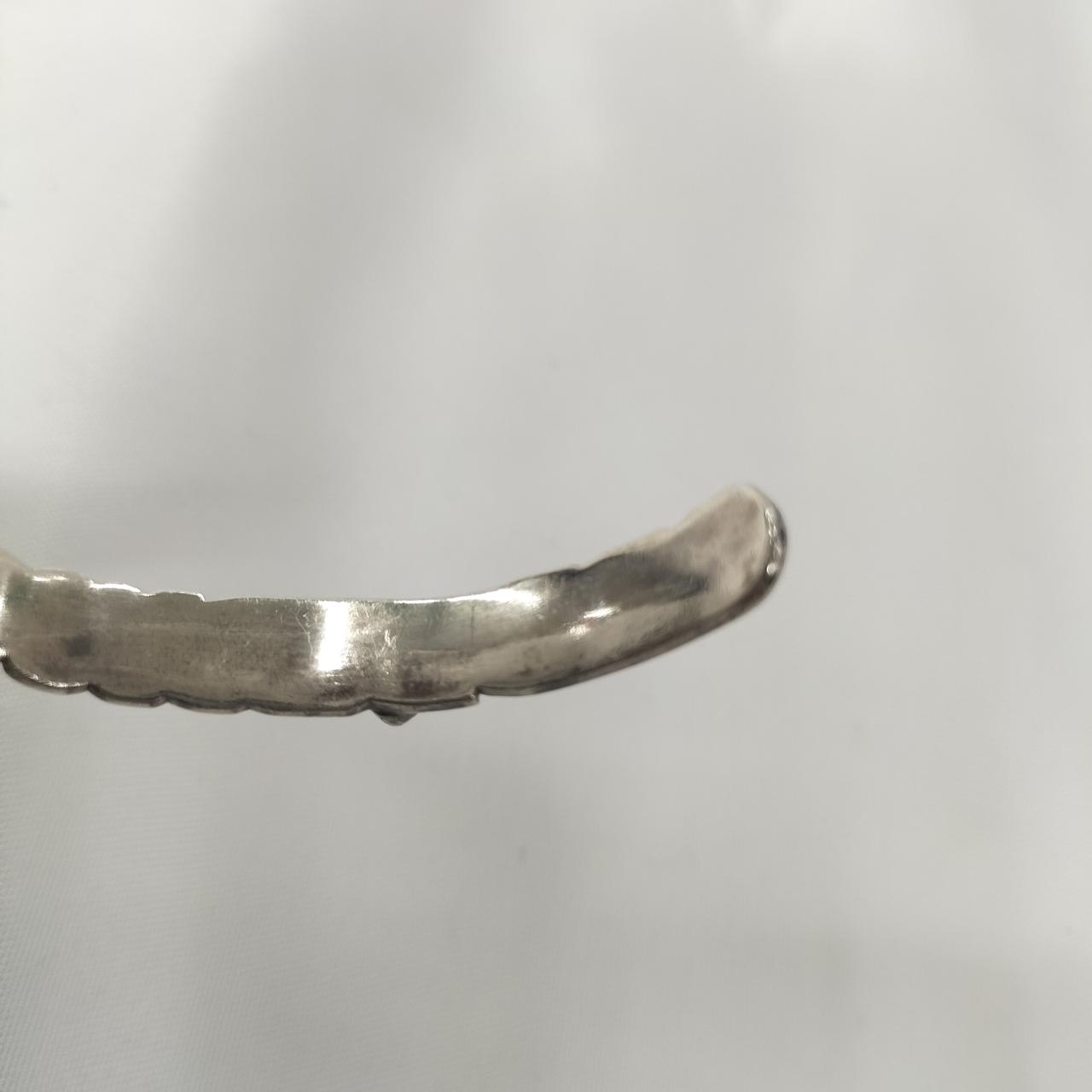 ヨゴレあり
使用感ございます