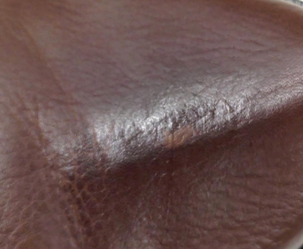 少し劣化あります