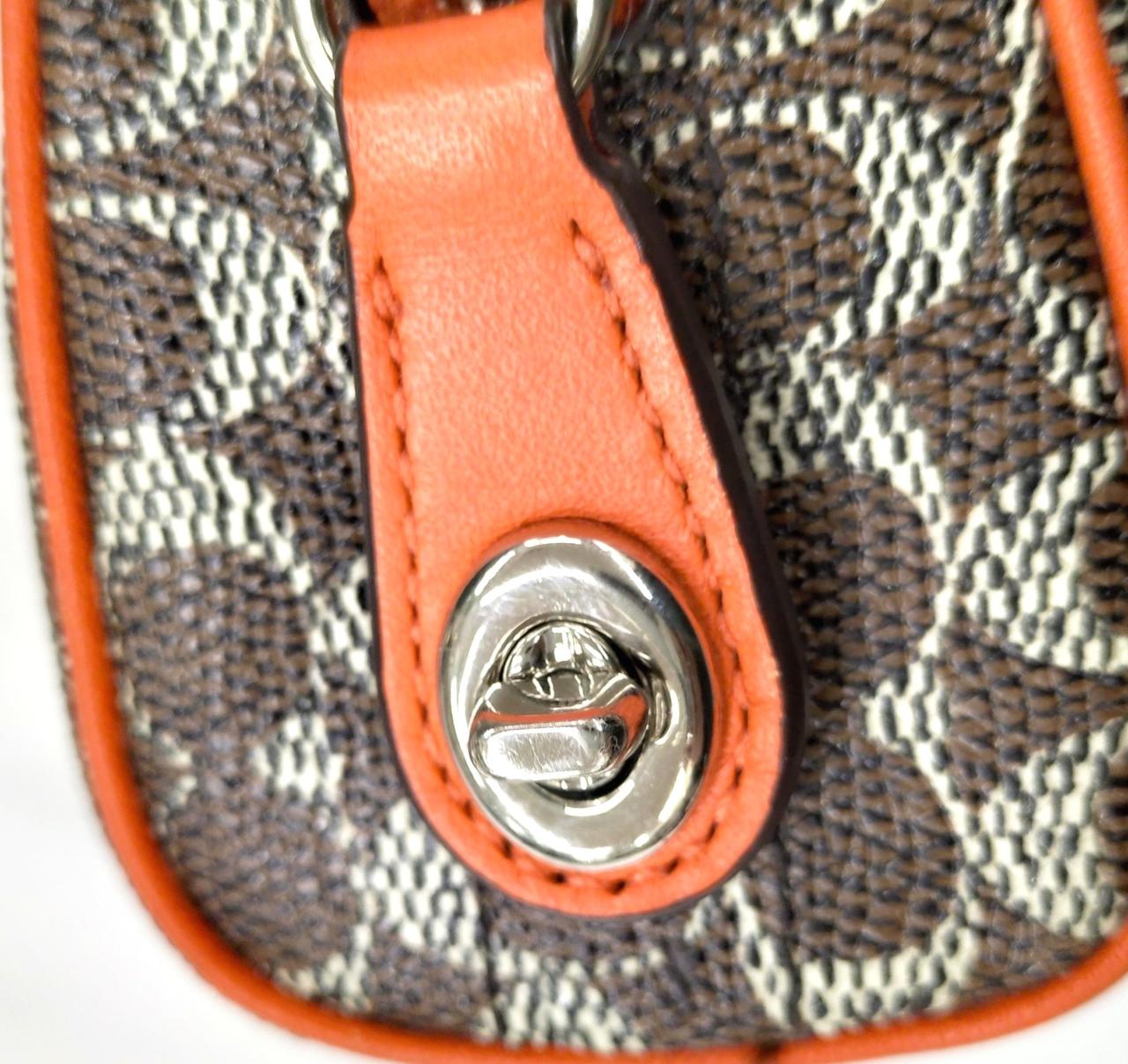 ファスナーをコンパクトにできます