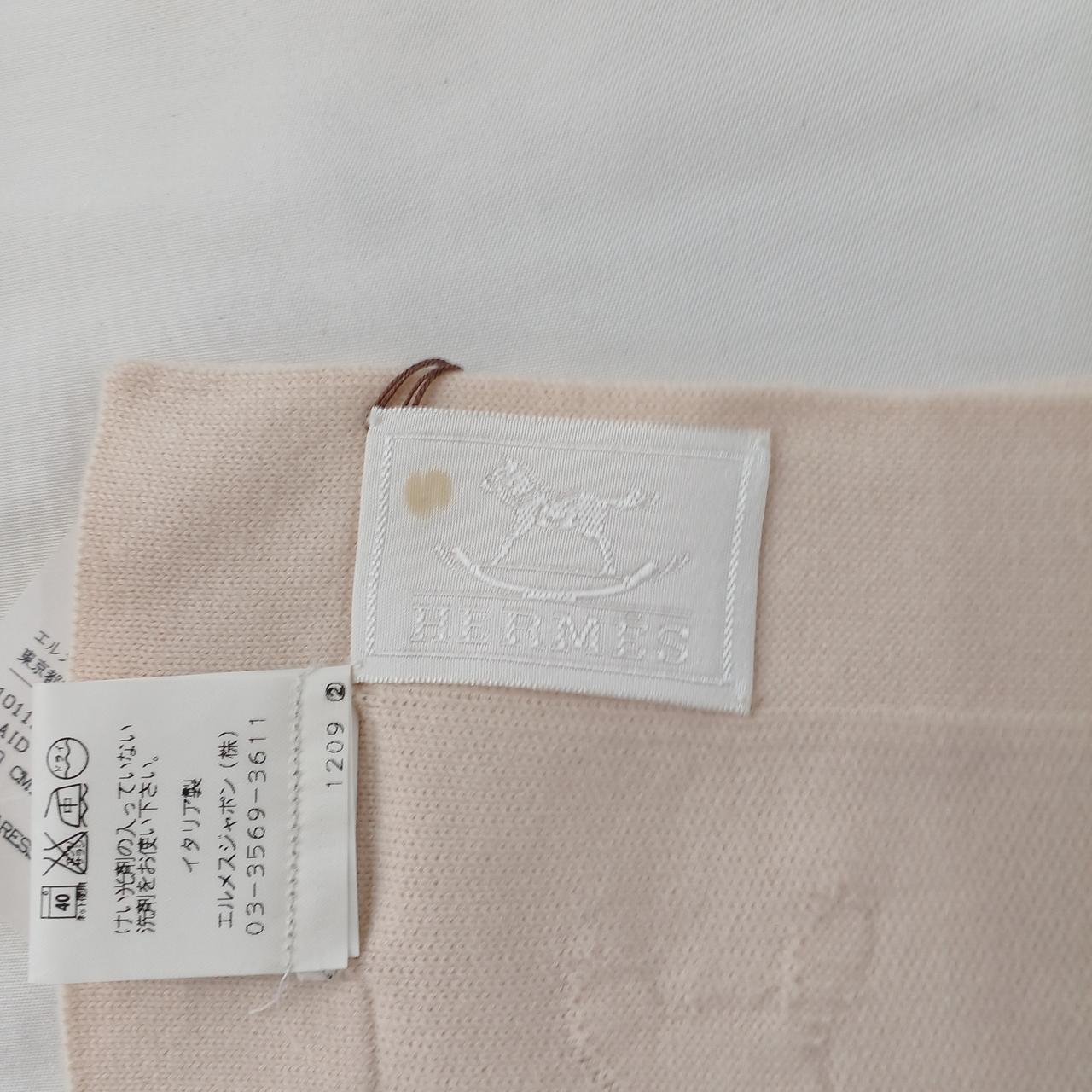 タグにシミあり