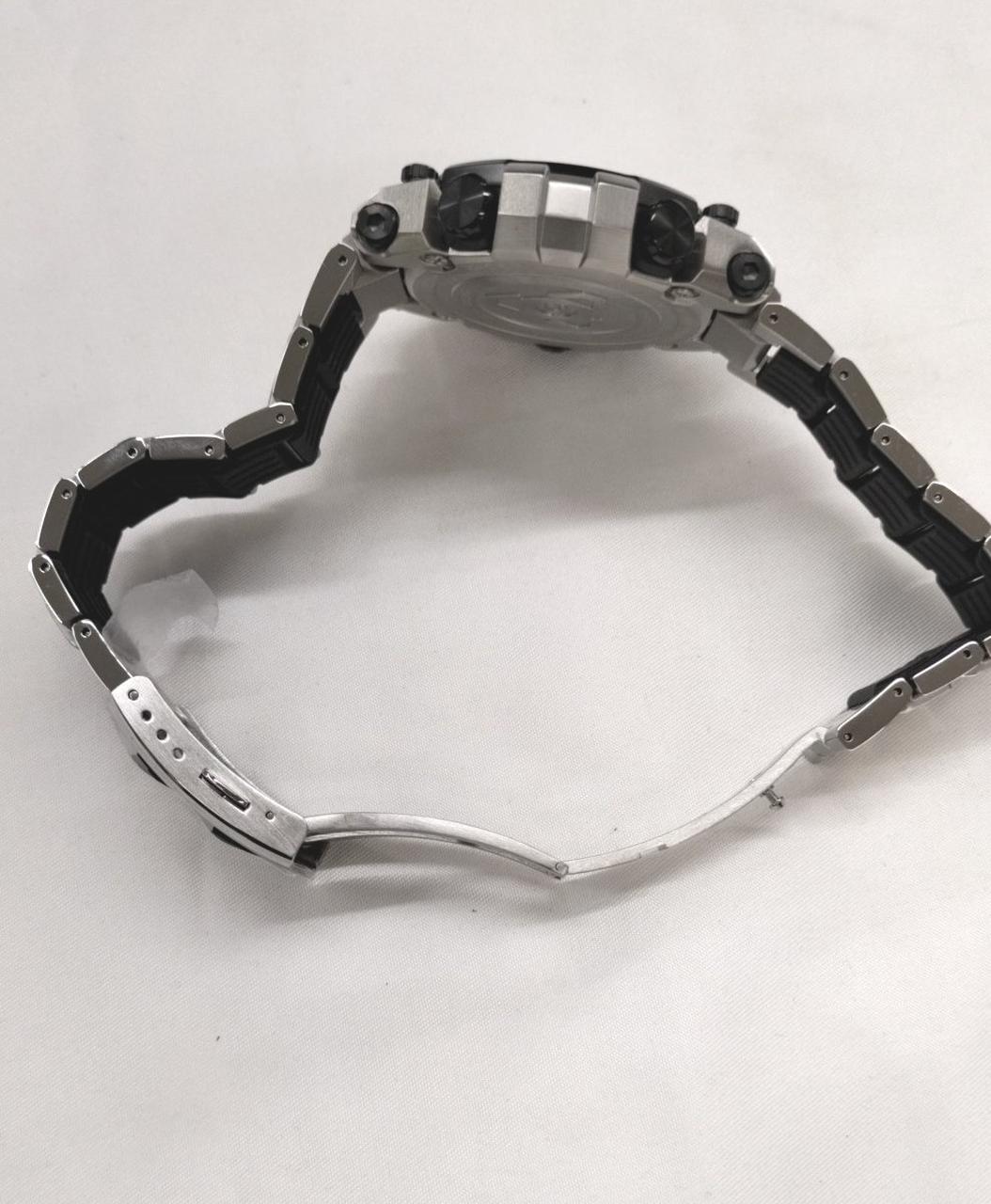 ワンプッシュ三つ折れタイプ