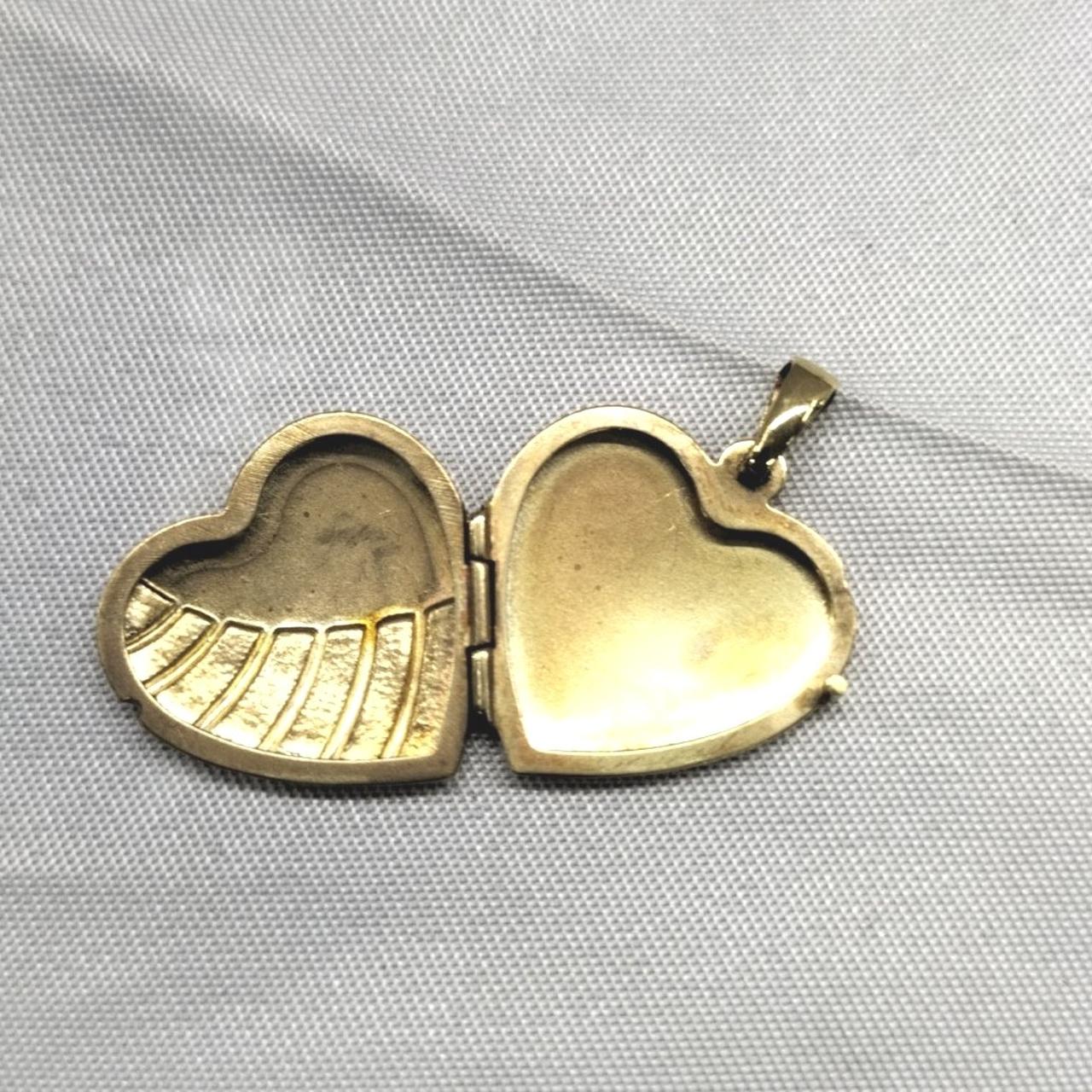 ロケットペンダントです♪