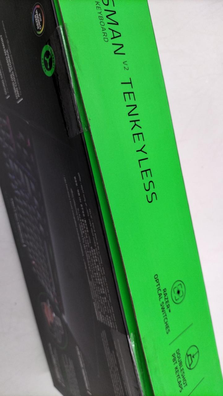 箱ベタつきあり。