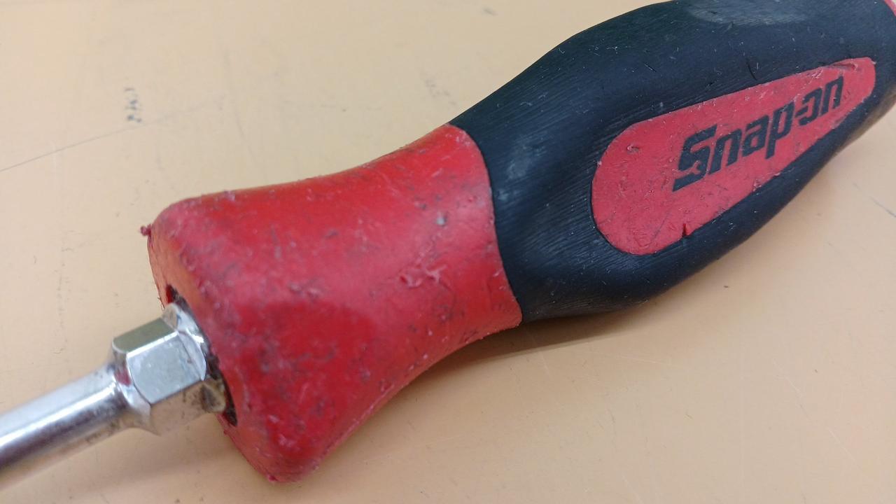 グリップキズが多いです。