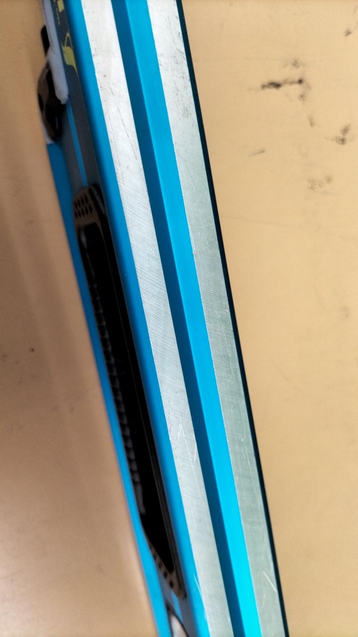 底面キズあり。