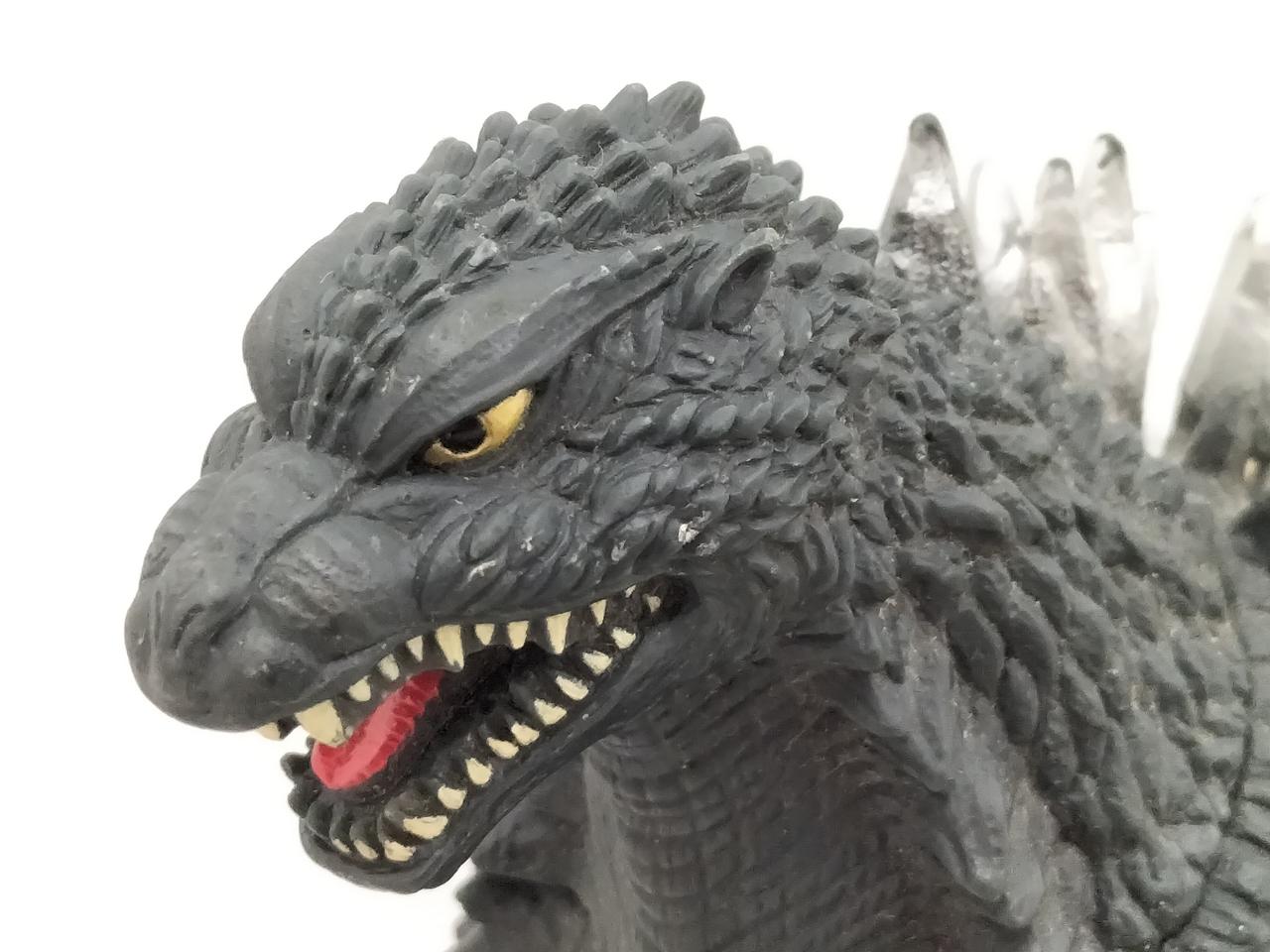 BANDAI『ゴジラ2003 ソフビ(劇場限定版)』一般販売なし Amazon.co.jp: ムービーモンスターシリーズ 劇場限定 ゴジラ