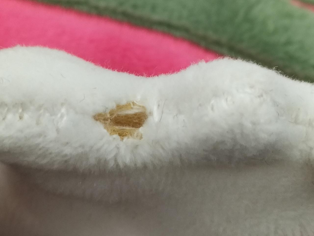 ※背びれに縫い目ほつれて中見えてる所あり