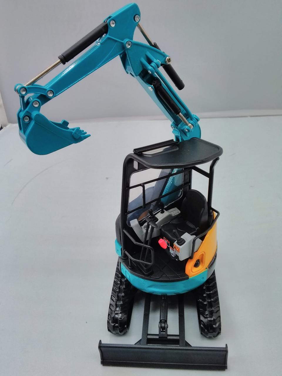 クボタ 建機 Kubota RX-306E ミニバックホー 1/24スケール 61zR9cowL1L._UF894,1000_QL80_.jpg