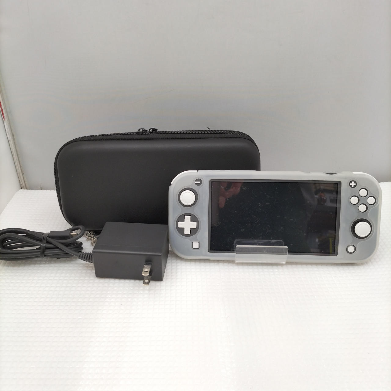 SWITCH LITE