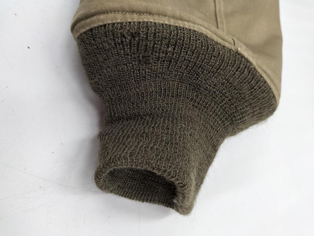 右袖リブ穴開き有