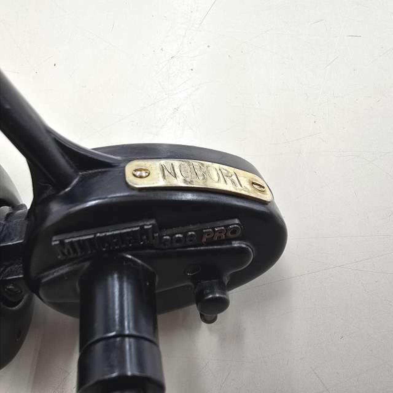 プレート部分にキズ有