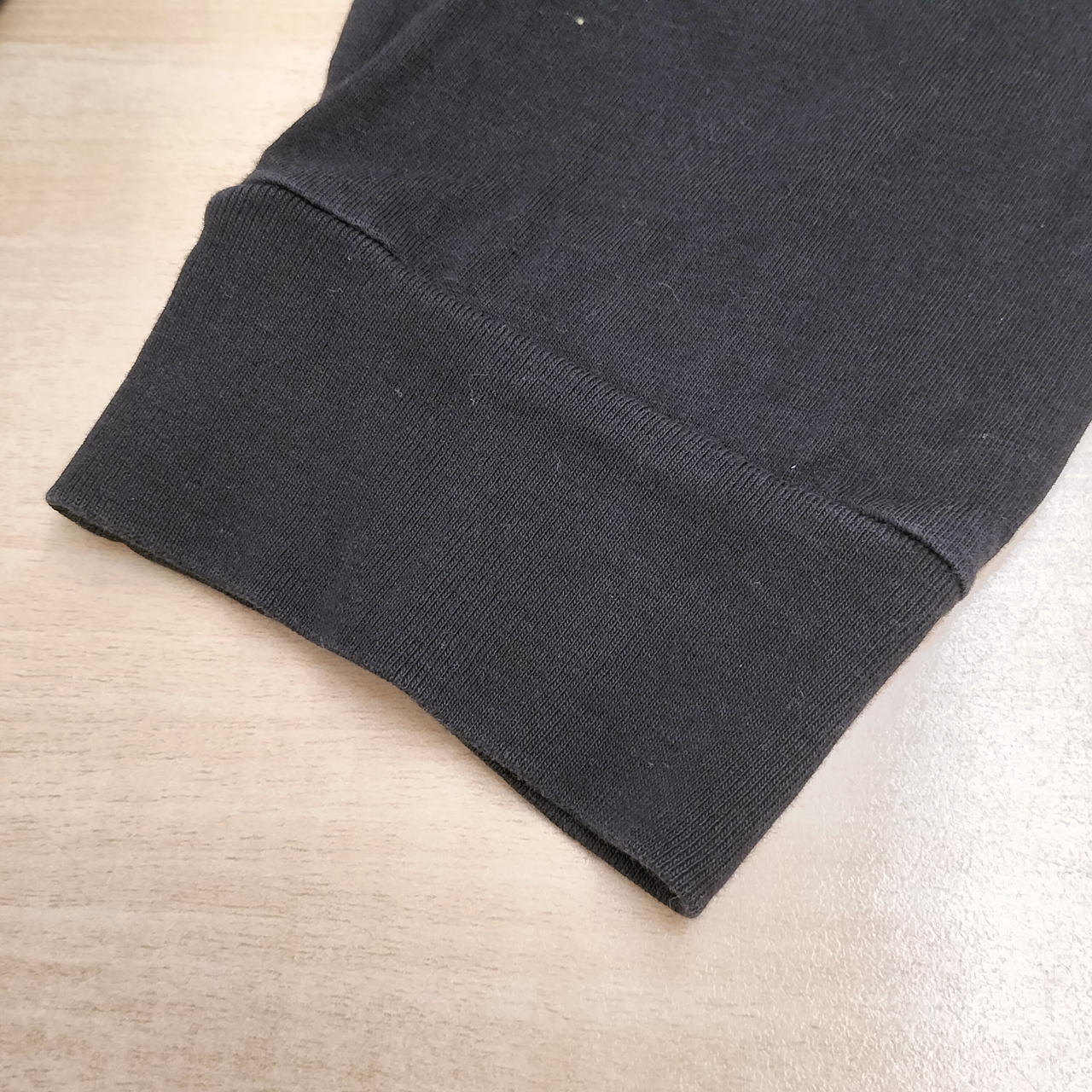 袖口色褪せ有り