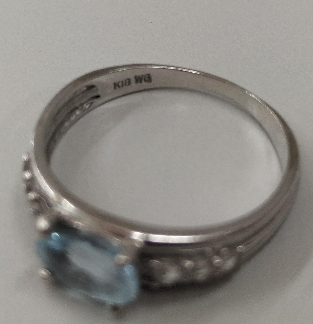 K18WG石付きリング #11Ω 保証期間保証なし発送目安1-2日後登録日2023年12月04日素材k18wgサイズ11号