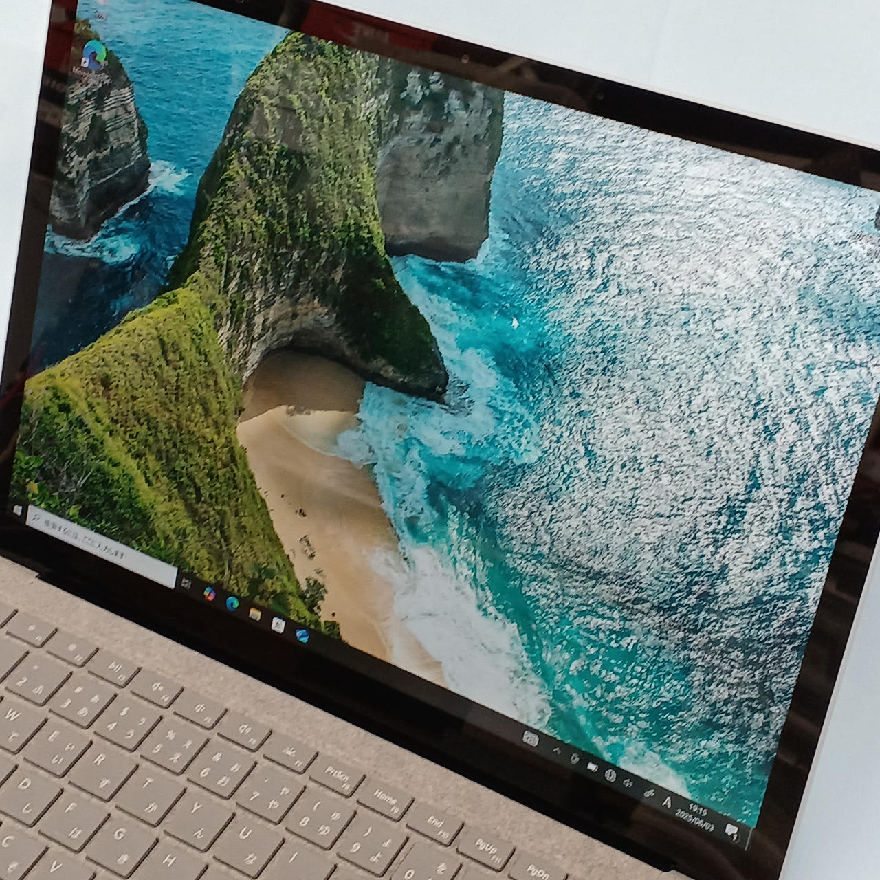 ジャンク品 Surface laptop 1769 プラチナ DAG−00106 Microsoft