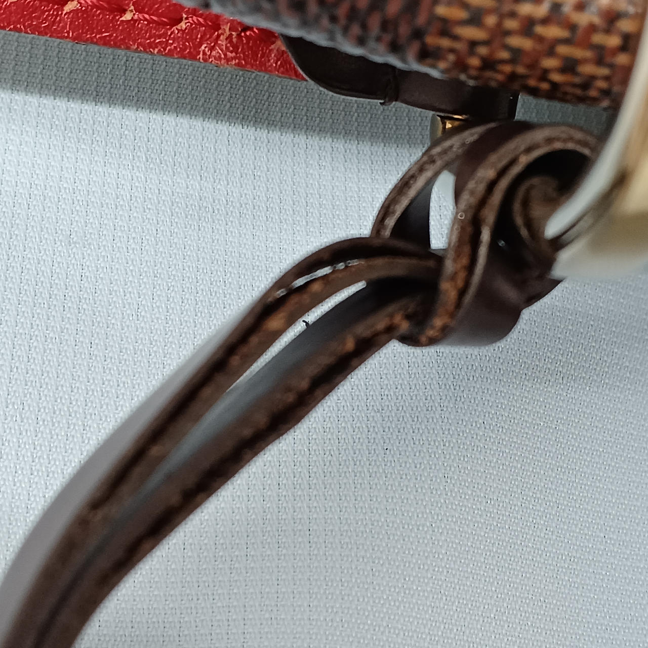 ※タッセルチャーム劣化あり