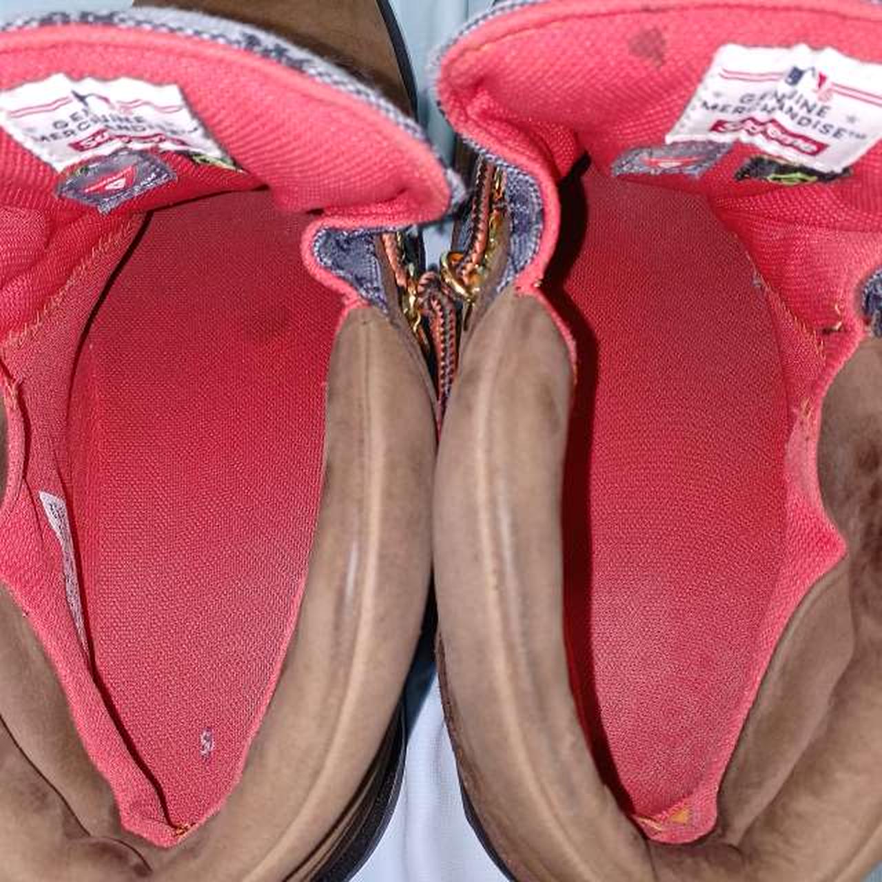 内部シミ汚れあり