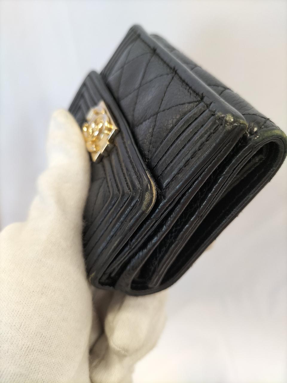 週末セール✩シャネル　CHANEL 三つ折り財布 CHANEL シャネル 三つ折り財布 AP0230 B10583 Y33352 Y04059