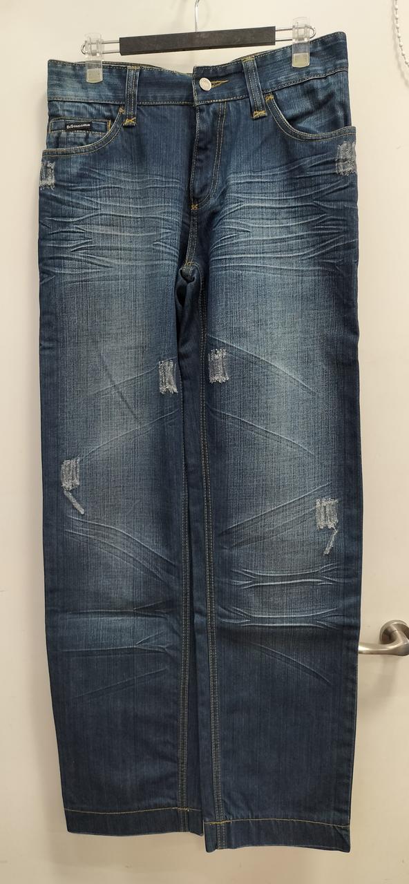 本体折り曲げての発送になります