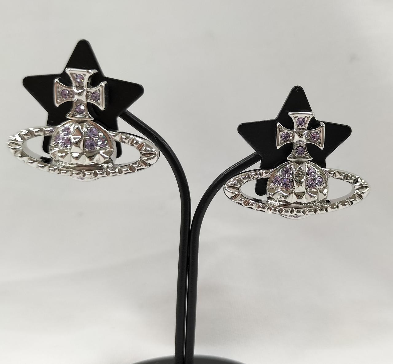 キャッチが片方緩いです