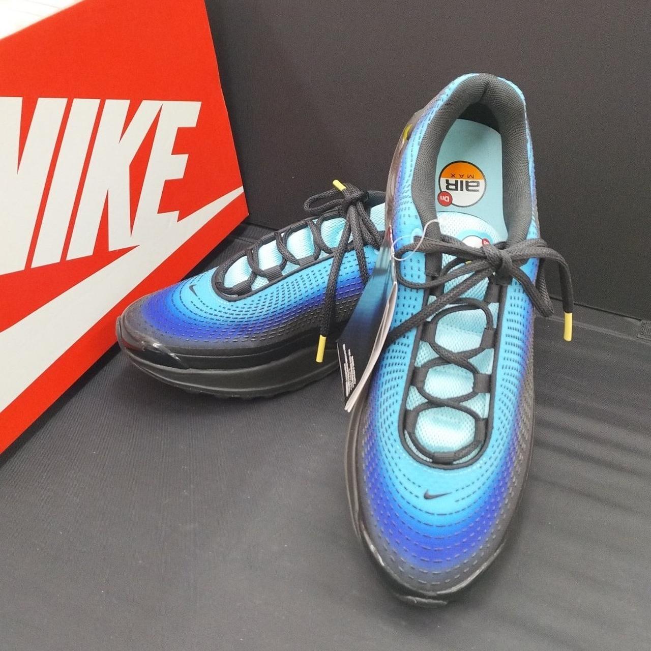 NIKE 型番：HM0810-401 AIR MAX DN SE 16,500円