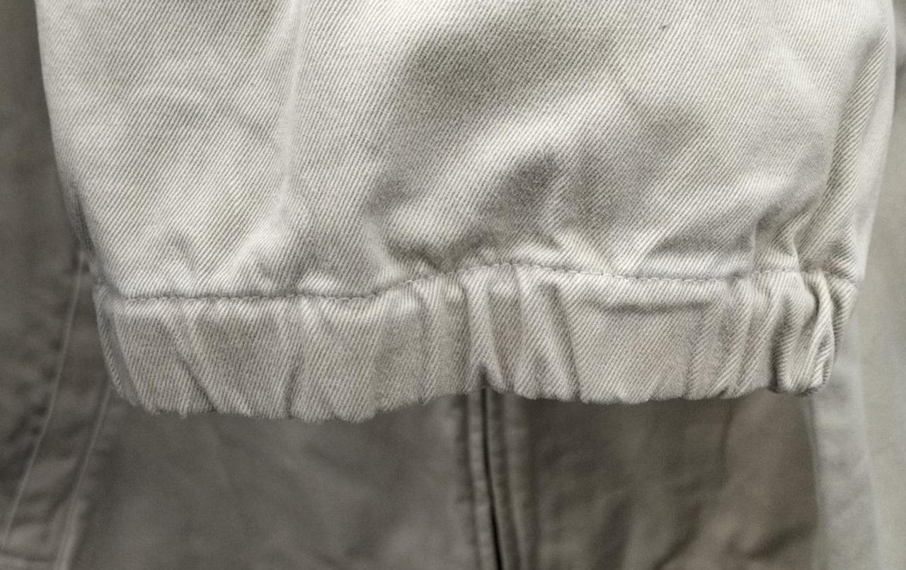 使用感による変色あり