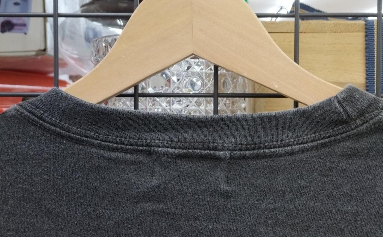 使用感による変色あり