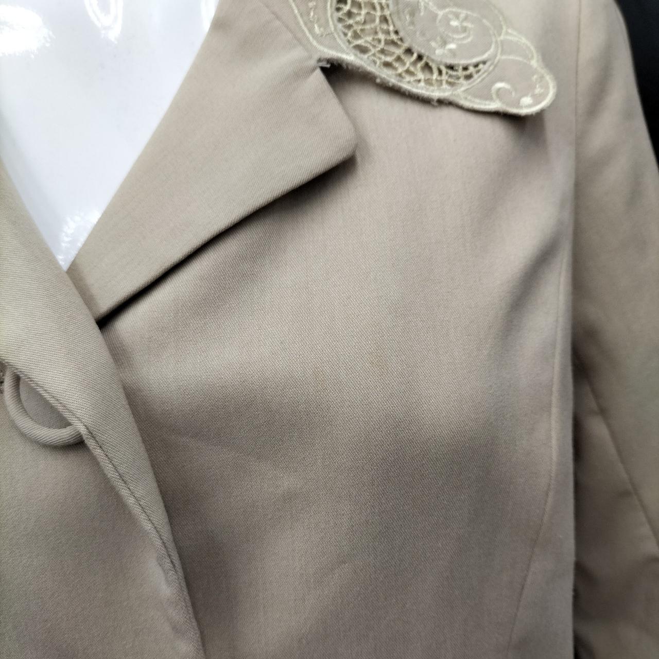 左胸部分に汚れあります