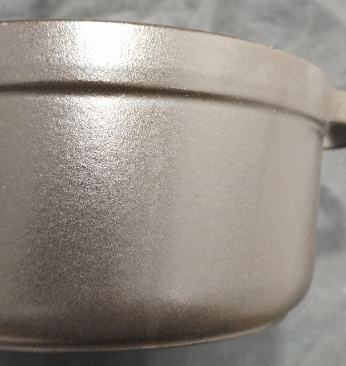 側面に使用感があります。