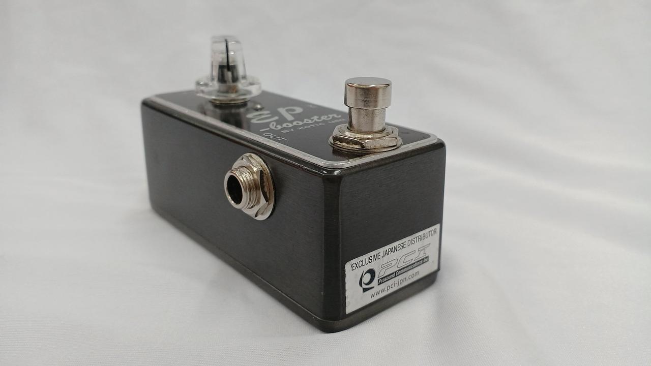 サイドにも多少の傷あります。