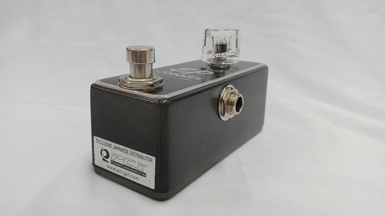 サイドにも多少の傷あります。