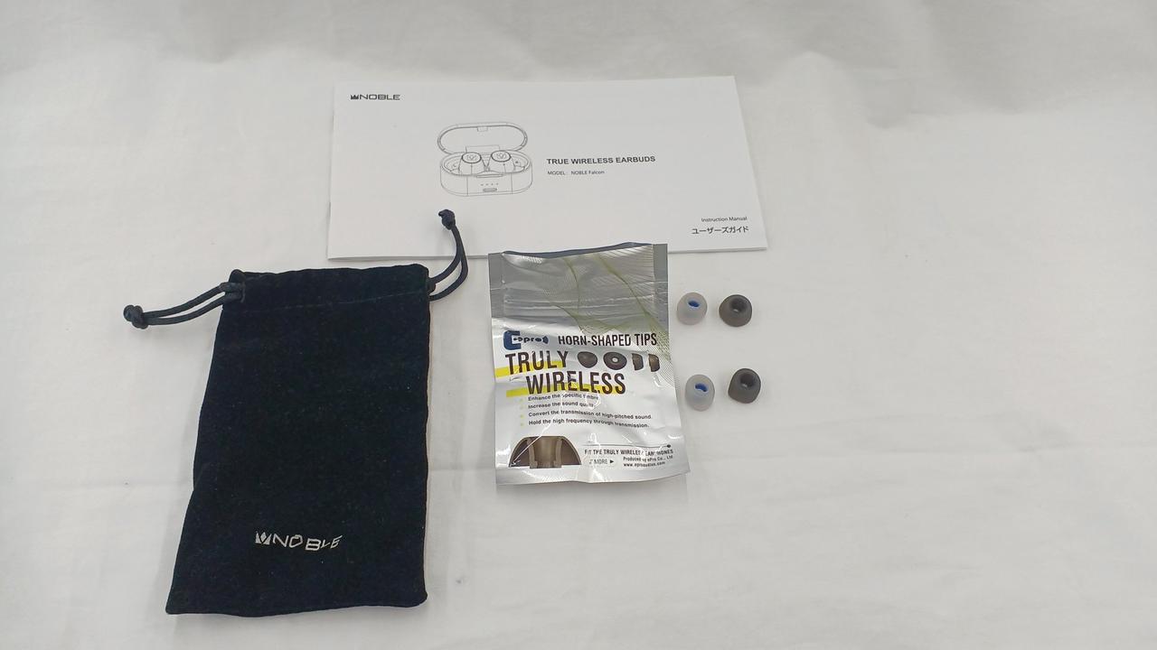 Type-Cのケーブルは欠品です。