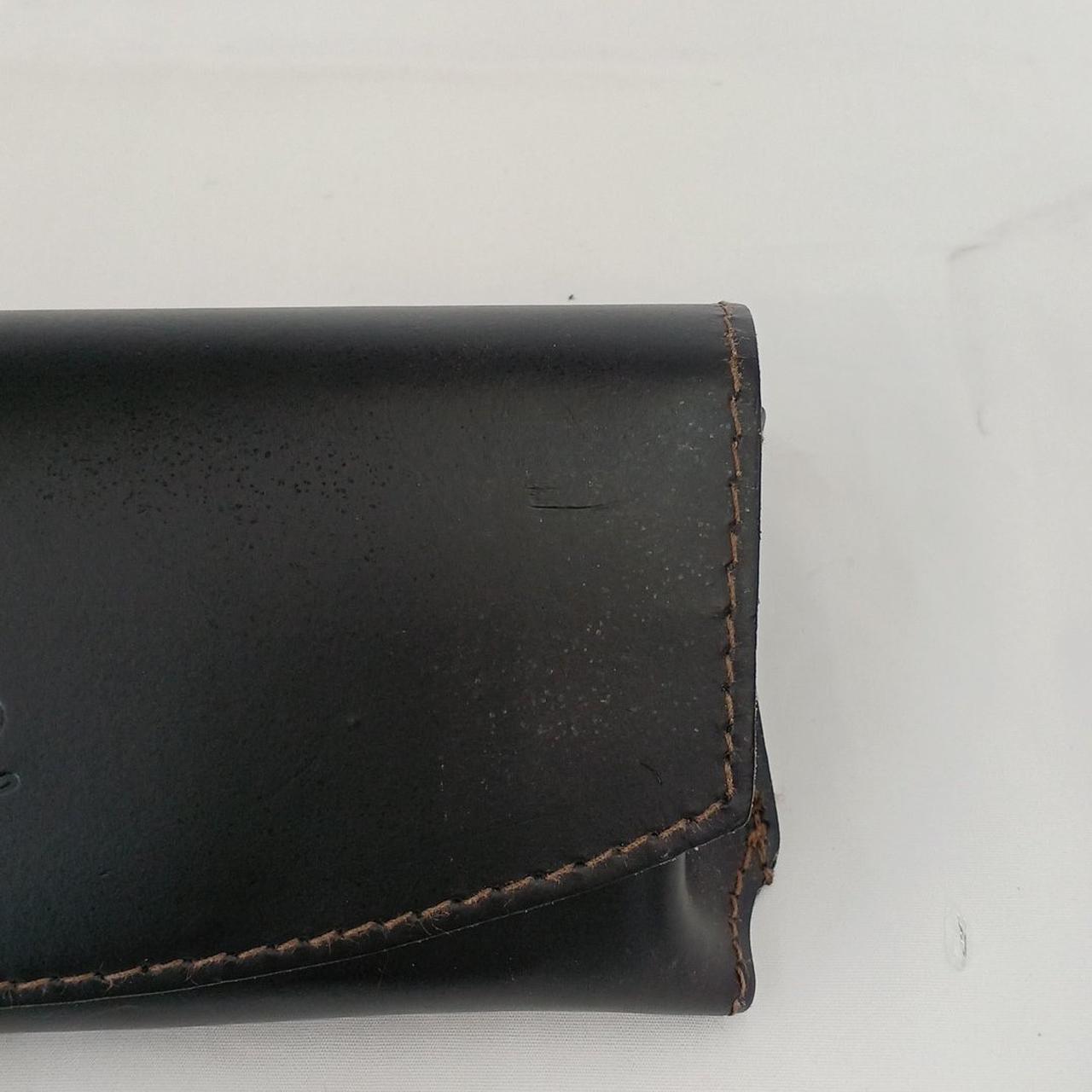 ケース右側に傷あり