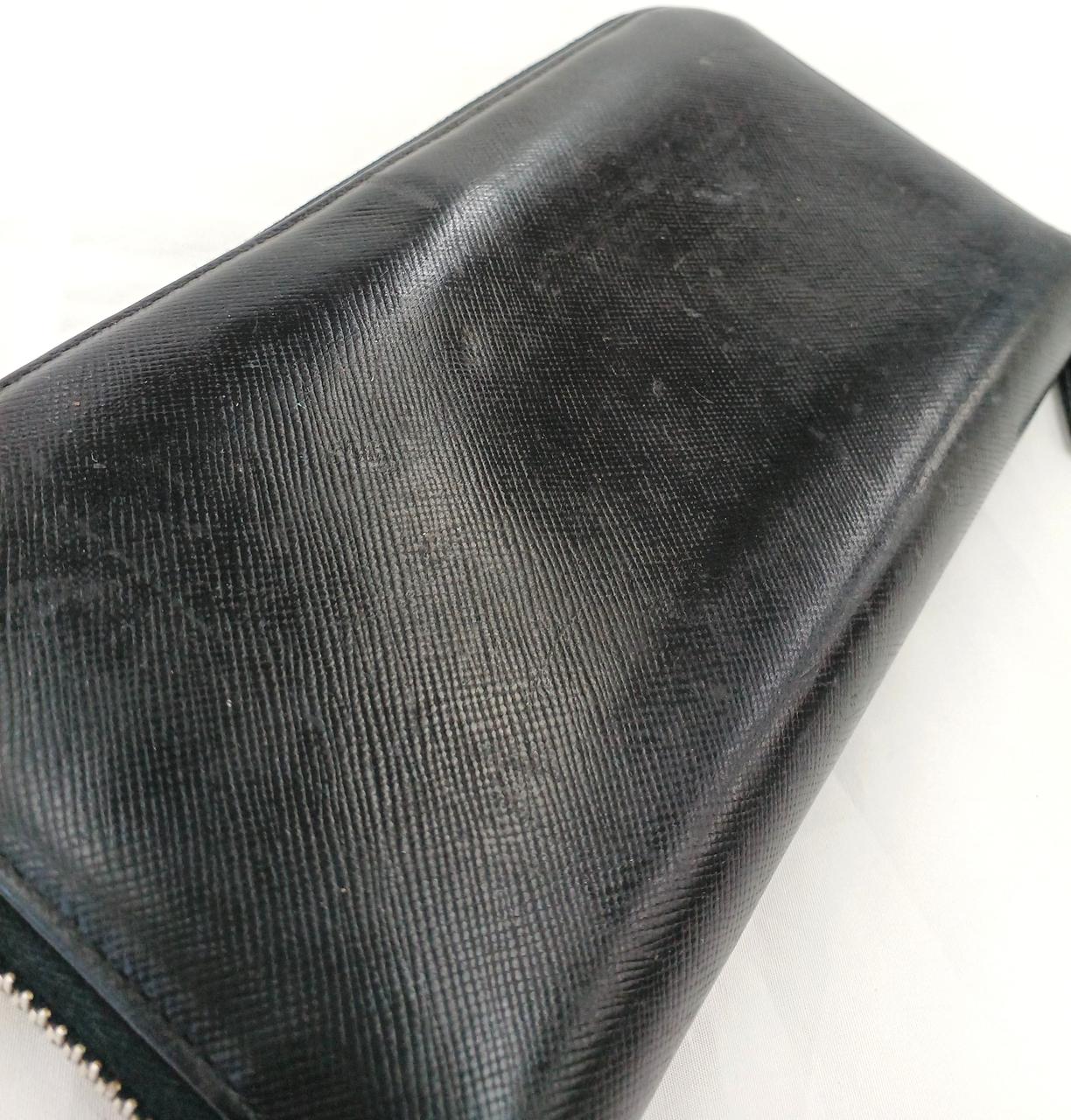 目立つ擦れ傷あります