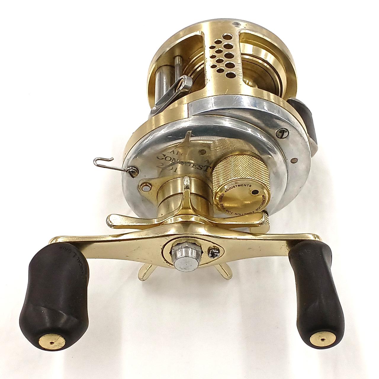 【美品】SHIMANO シマノ CALCUTTA50XT ゴールド ベイトリール Yahoo!オークション -「シマノカルカッタ50xt」の落札相場・落札価格
